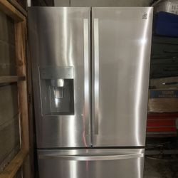 Refrigerator Kenmore 