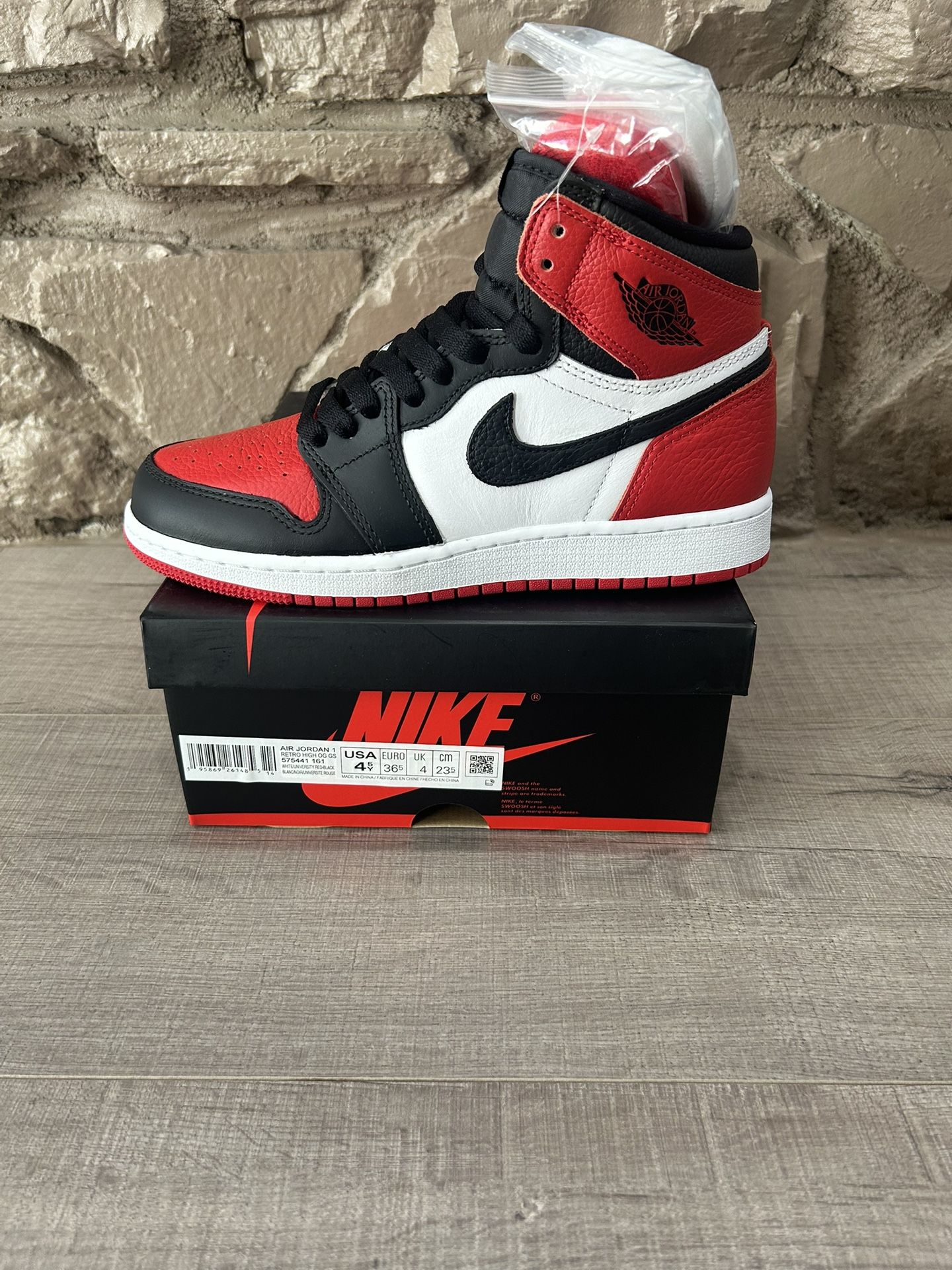 New DS CUSTOM Jordan 1 Retro High Heritage ➡️ Bred Toe Grade School Size 4.5Y/6 Women