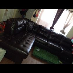 Black Leather Sectional Couches 