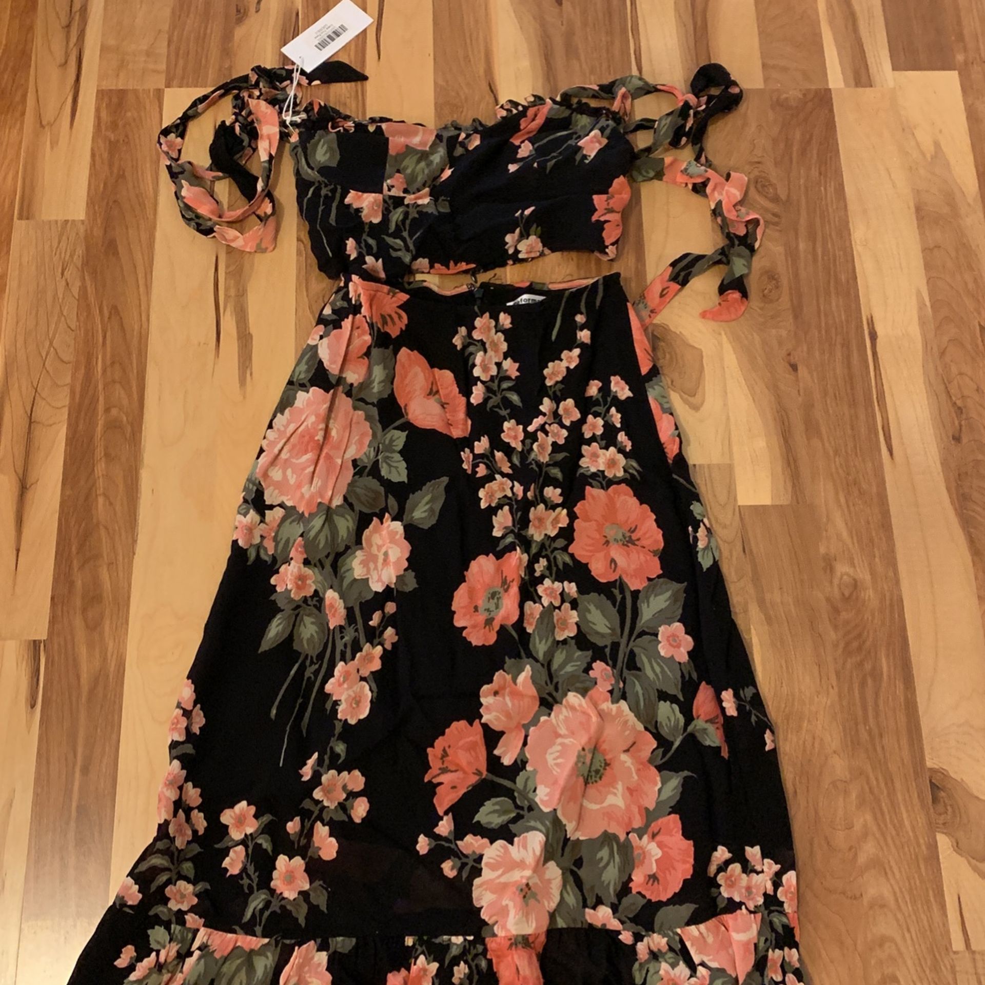 Reformation Liana Two Piece (size 2)