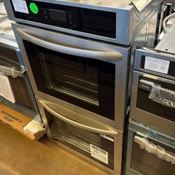 Frigidaire 27” electric double oven