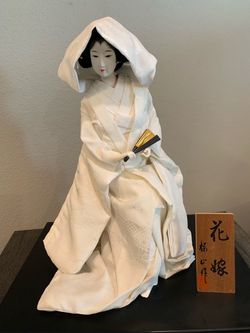 Vintage Japanese Hanayome (Bride) doll w/ maker’s signature on plaque