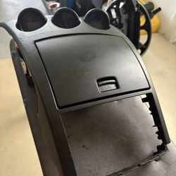 2006 350z Upper Center Console