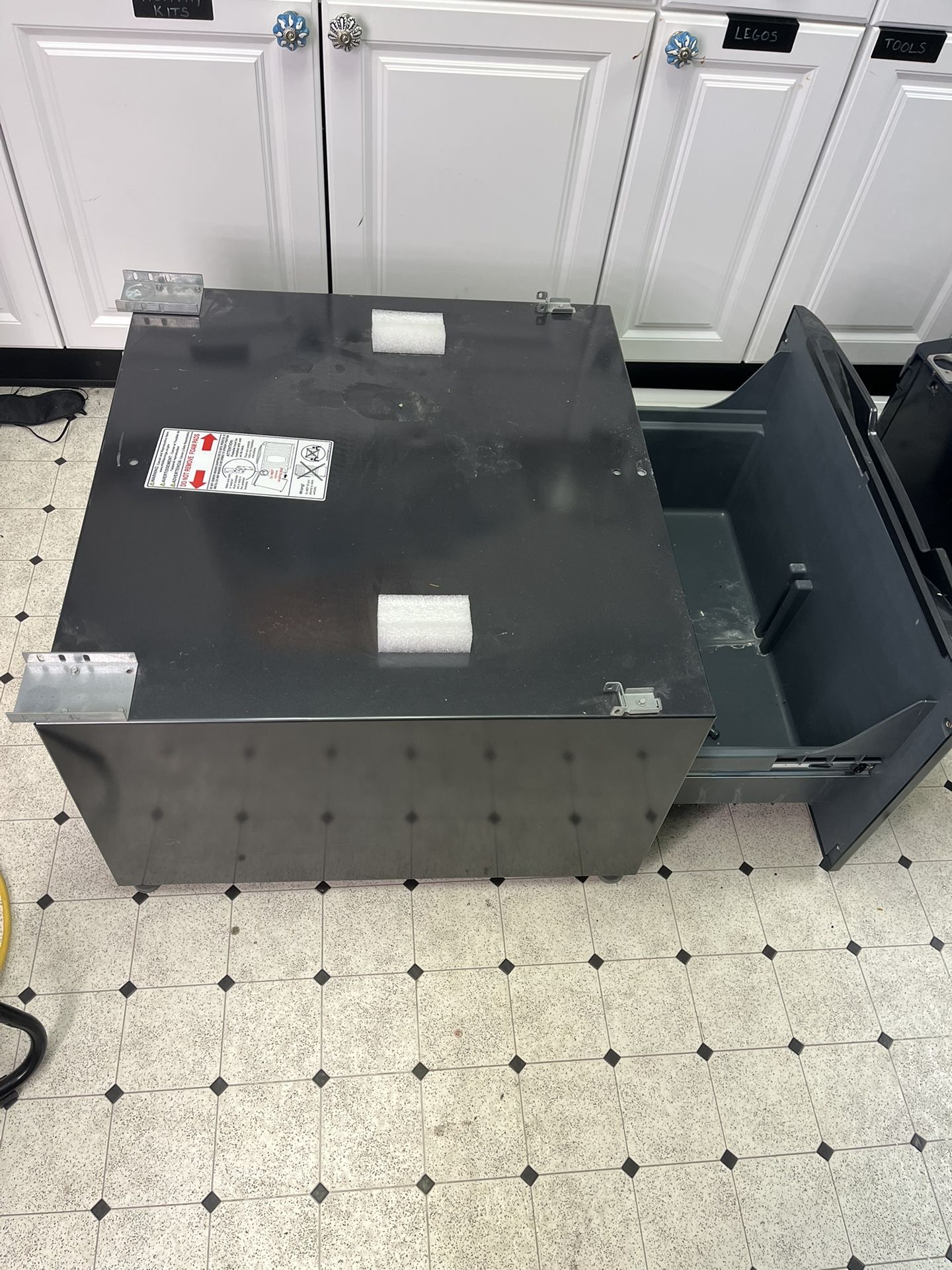 GE washer pedestal 28”