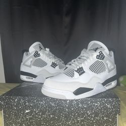 Jordan 4 Military Black Size 10 M