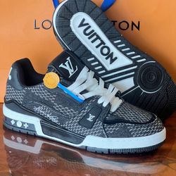 Lv Men Sneaker 