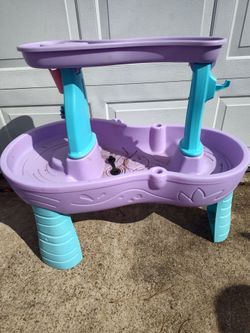 Child items available for outdoor play. Juguetero para su bebe items available