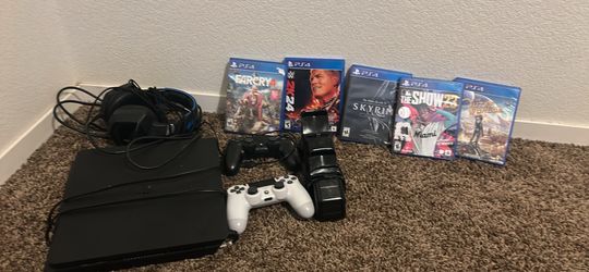 PS4 With Headset Games Control Charger