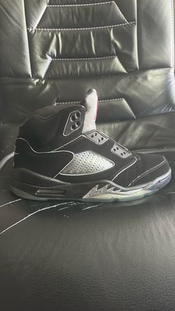 Jordan 5 metallics Size 8 mens