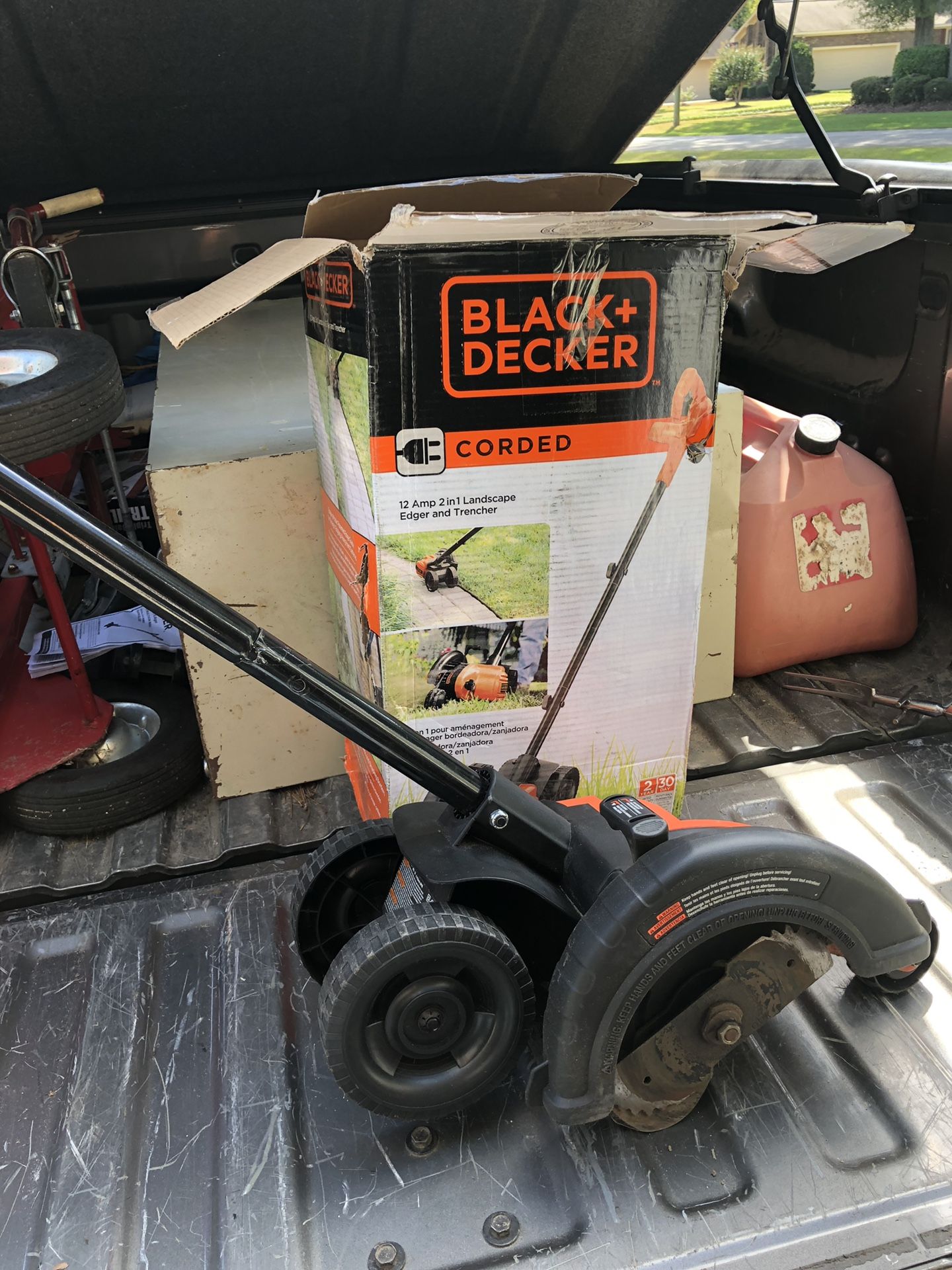 Black and Decker corded Edger