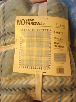 1 No Sew Kit   1 Spring And Summer Throw