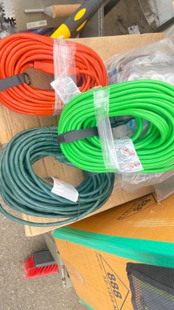 Extensión cord 100ft 16 Guage