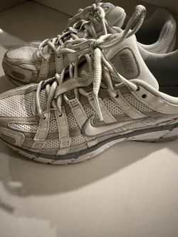 Womens Nike P-6000 Athletic Shoe - Metallic Summit White / Pure Platinum / Wolf Grey / White • 6.5