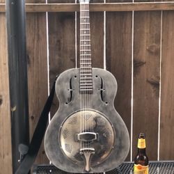 Resonator Guitar 
