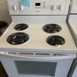 White Coil Top Stove Works Perfectly Xcellnt . Warehouse pricing.   Warranty  . Delivery Available . 2522 Market st. 33901