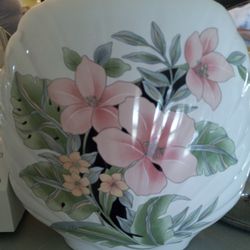 Vintage 80ties FLORAL  VASE.