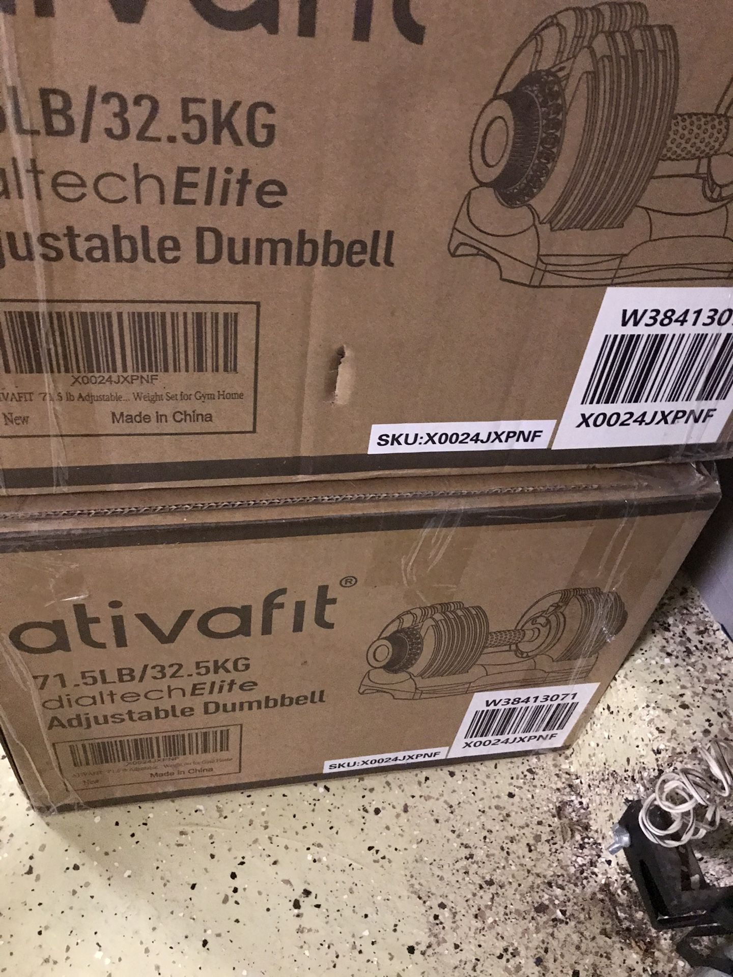 New never used adjustable dumbbells set of 2