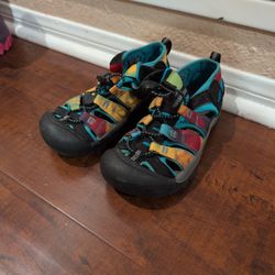 Keen Kids sandals Size 13