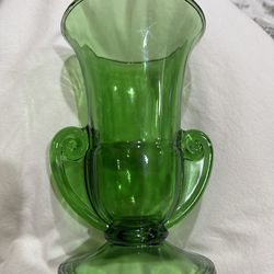 Fistoria 1920s Emerald Green Glass Vase by Goerge Sakier