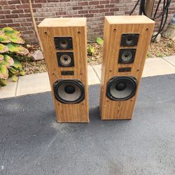 Fisher House Speakers 10"