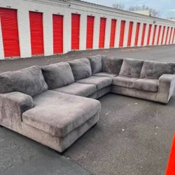 Sectional Couch for Sale – Excellent Condition ..