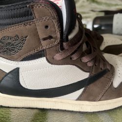 Jordan 1’s “Travis Scott’s”