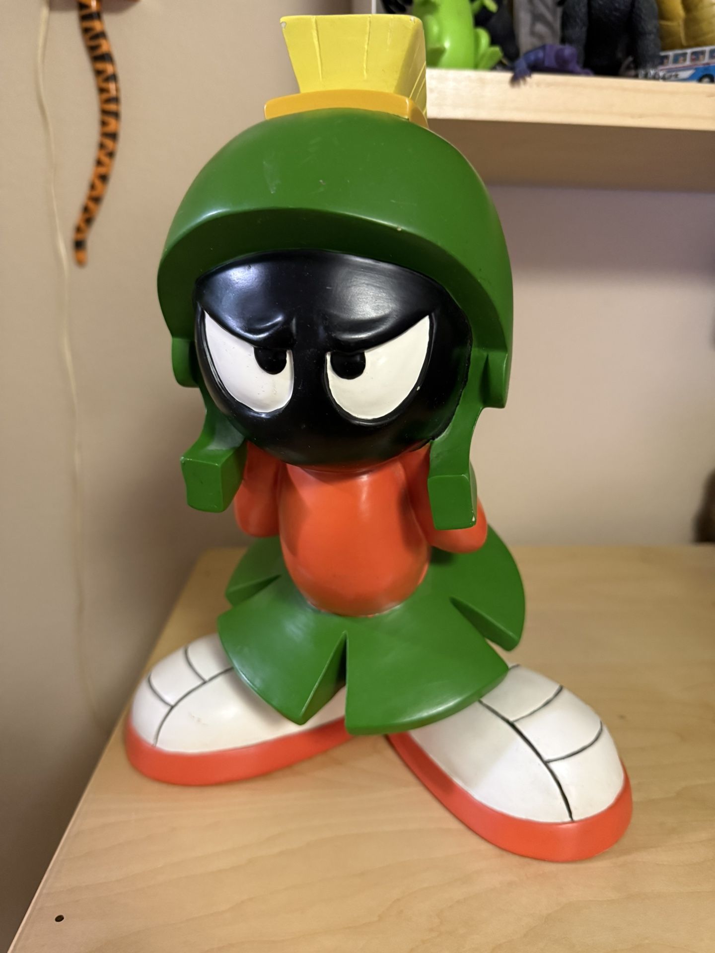 Vintage Marvin the Martian 12" Figure Statue 1997 Warner Bros Studio