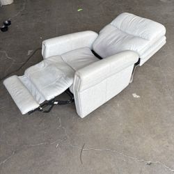 Carroll Power Recliner w/ PH, Lumbar, and Lift | Hooker Furniture - RC603-PHLL4-091