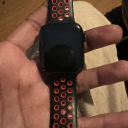 Apple Watch SE 44MM
