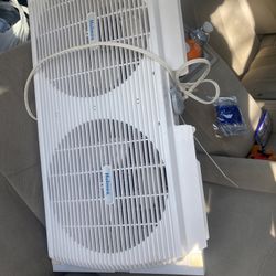 Window Holmes Double Fan New 