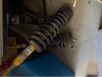 Tacoma Factory Shocks with 3in Lift Blocks