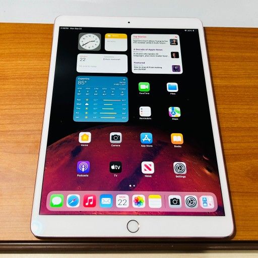Apple iPad Pro 10.5” 64GB Cellular Unlocked Fully Functional