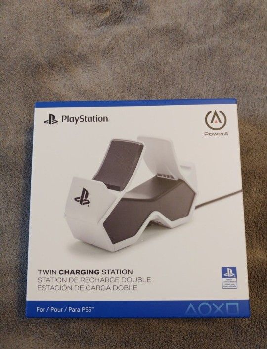 BRAND NEW! PowerA Twin Charging Station for Dualsense Wireless Controllers, Dualsense Controller Charging forPS5.