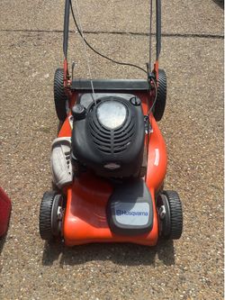 Husqvarna 21" Self-Propelled Gas Lawn Mower - Runs Great