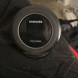 Samsung Wireless Fast Charger