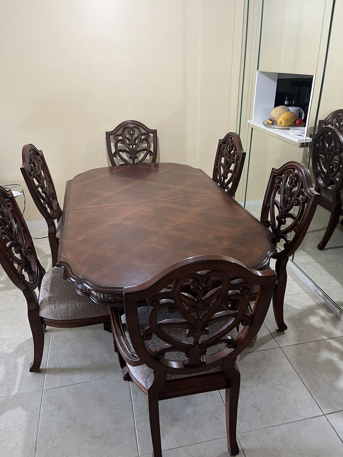 6 CHAIRS DINING TABLE AND ENTRY TABLE