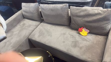boneless sectional