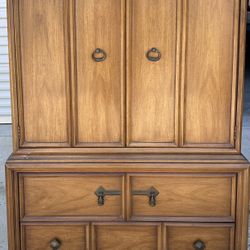 Mid Century Modern Drexel Profile Armoire – Walnut Vintage Cabinet (MCM)