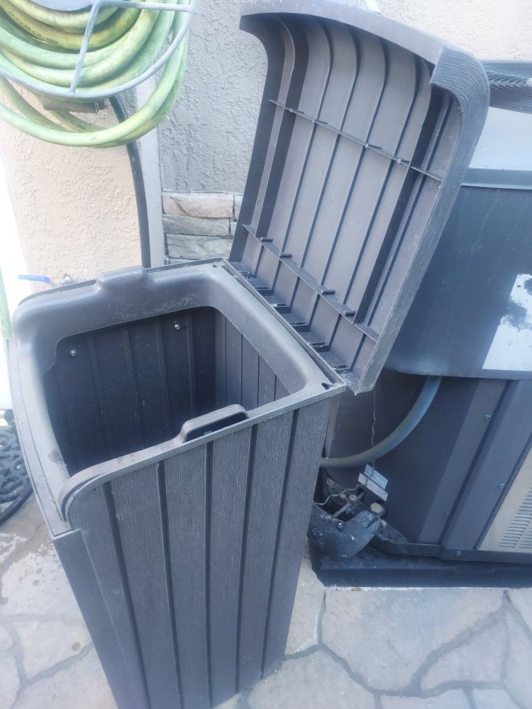 OURDOOR WASTE RECEPTACLE