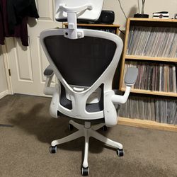 Mesh Office Chair with Adjustable Lumbar Support,High-Back Ergonomic Computer Chair with Wheels,Home Office Desk Chair White