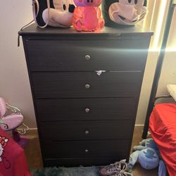 5 Drawer Dresser