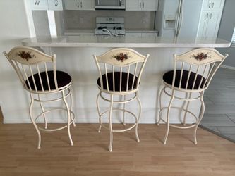 Set of 3 Swivel Bar Stools