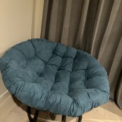 Oversized Cushion Chair 