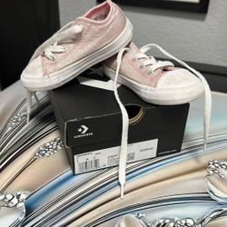 7C Pink Converse 
