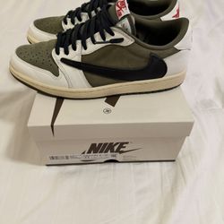 Jordan 1 Travis Scott Medium Olive Size 11