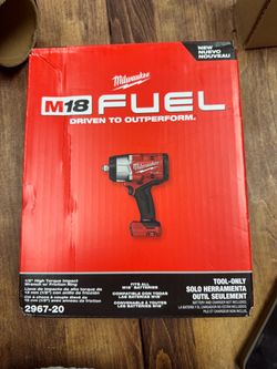 Milwaukee M18 FUEL 1/2" Impact Wrench Tool-Only