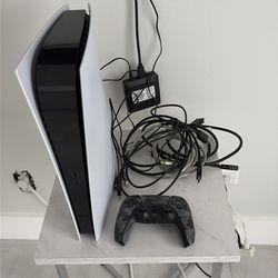 PS5 white PlayStation