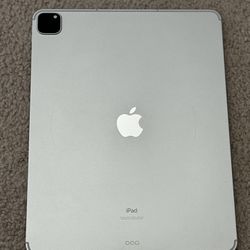 iPad Pro (12.9 Inch) 5th Generation. 