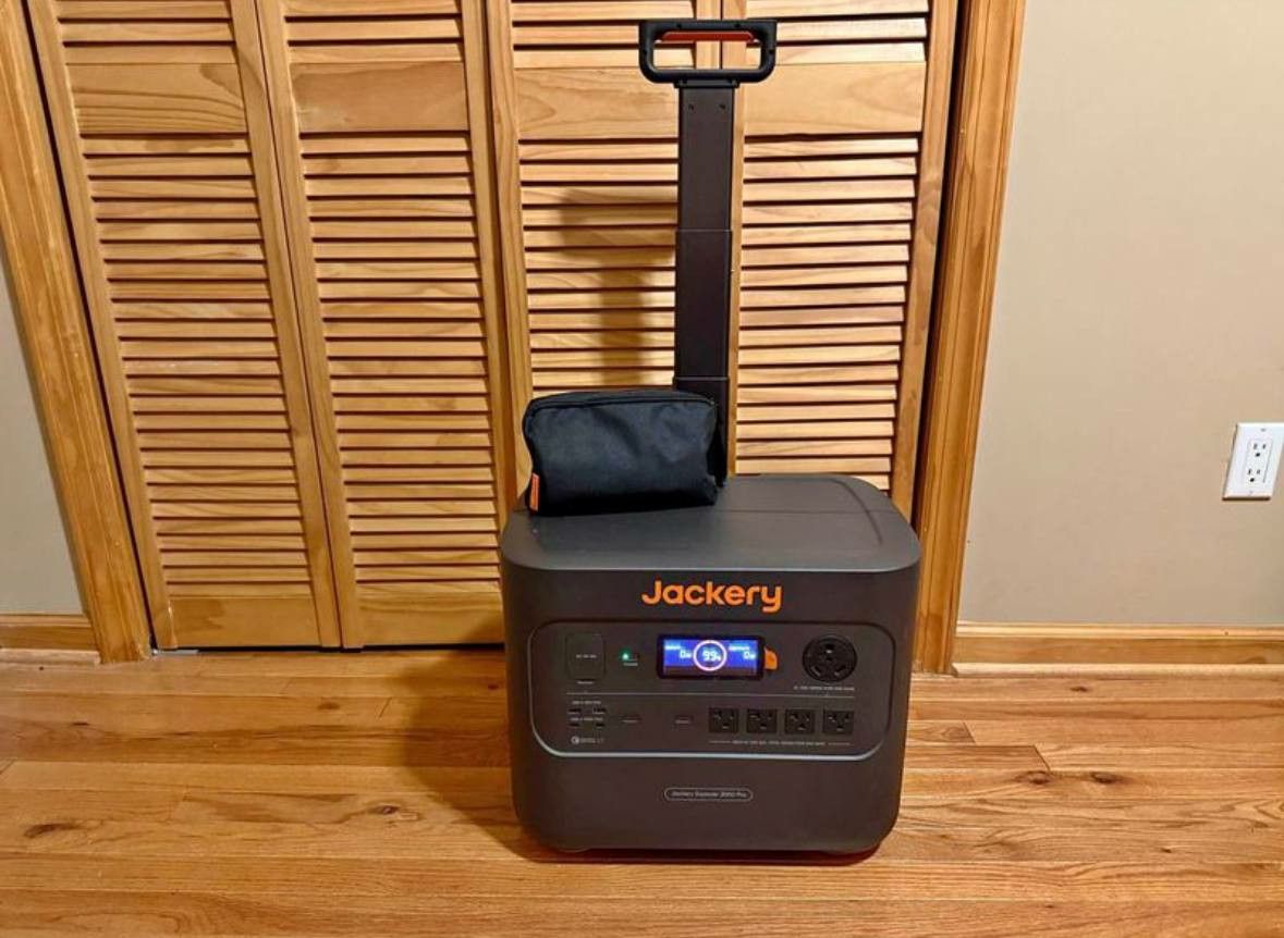 Jackery Explorer 3000 Pro