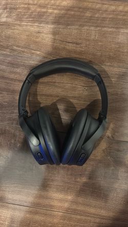 Bose QuietComfort Headphones (Cash Only)